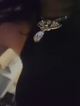 צ'אט XXX בשידור חי של misscectito13