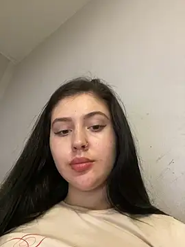 XXX chat uživo modela DemonMarrry
