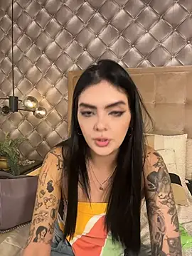 Chat XXX en directo de AliceRitter