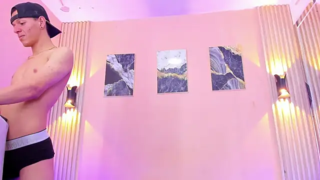 Marcus_and_TonyのライブXXXチャット