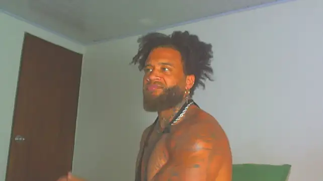 ragnar0825 live XXX chat