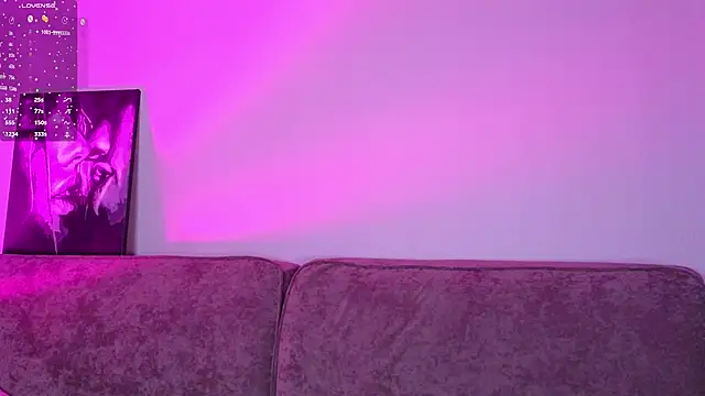 XXX chat uživo modela MayaPratt