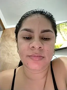 luna_pinky Chat XXX in diretta