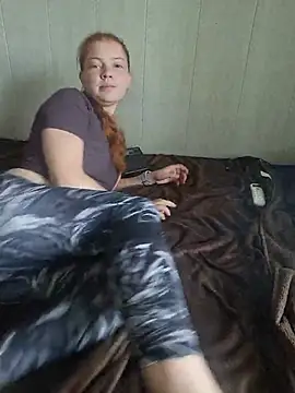 EllaStevens' Live XXX Chat