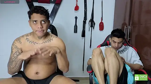 แชท XXX สดของ EliteBoysLive