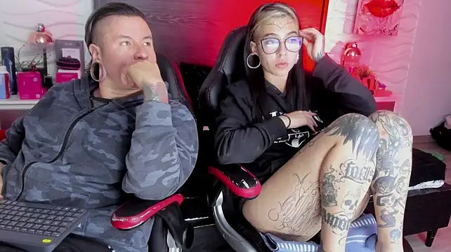Chat XXX en directo de inkedsinners_