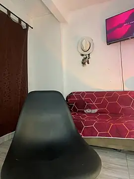 Bodyxx23 XXX чат на живо