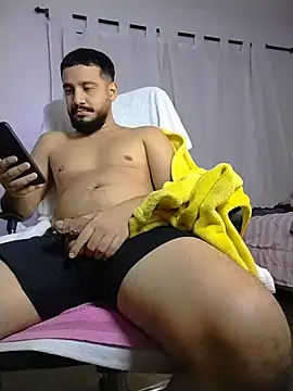 BadboyX333 – Naživo XXX chat