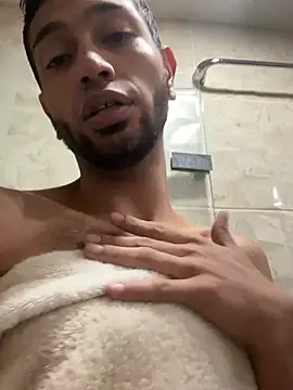 XXX chat uživo modela Aron_Baylor