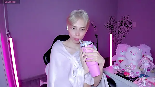 Sakura_Kitty_'s Live XXX Chat