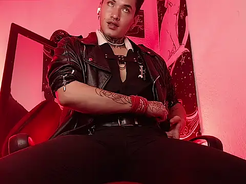 AlecBanne_ XXX чат на живо