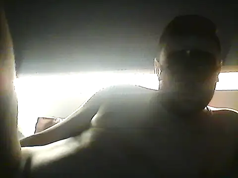 Ringostar01888 XXX чат на живо