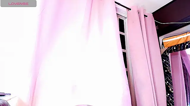 צ'אט XXX ב שידור חי של karol_smitt