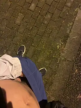 TonnyBottom 即時 XXX 聊天