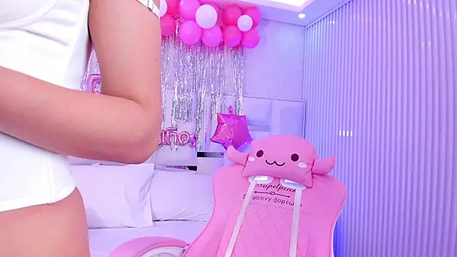 iim_Cloe XXX чат на живо