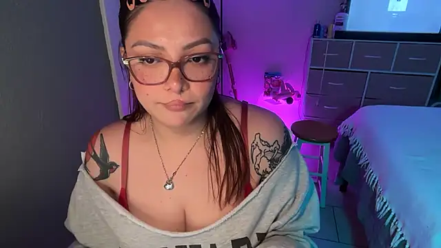 naya_pumpkin's Live XXX Chat