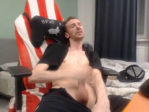 Živý XXX chat iLoveElusiveCats