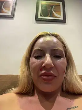 Juuhschmitt Live XXX-Chat