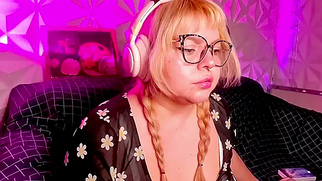 Satyn_doll – Live XXX-chat