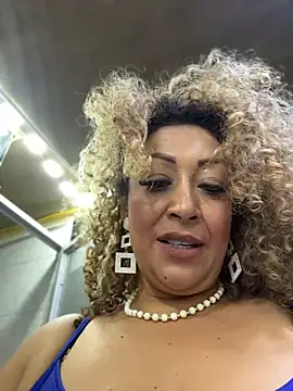Katti_Barrera Chat XXX in diretta