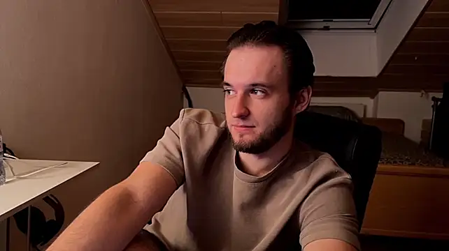 XXX chat uživo modela Bez3ybik