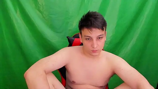 Justin_time111 Adlı Modelin Canlı XXX Sohbeti