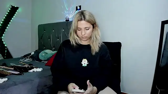 Chat +18 de Liltildeman_moon ao vivo