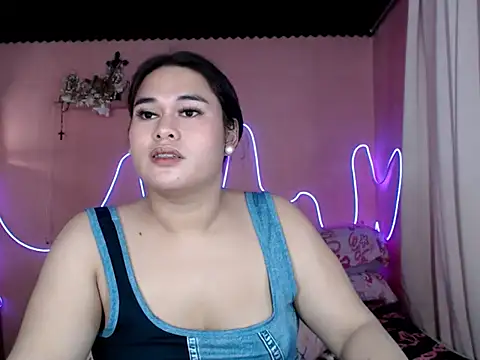 imTHICK_Rebbecca XXX чат на живо