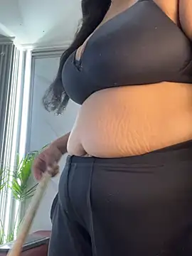 XXX chat uživo modela MiaAndrade