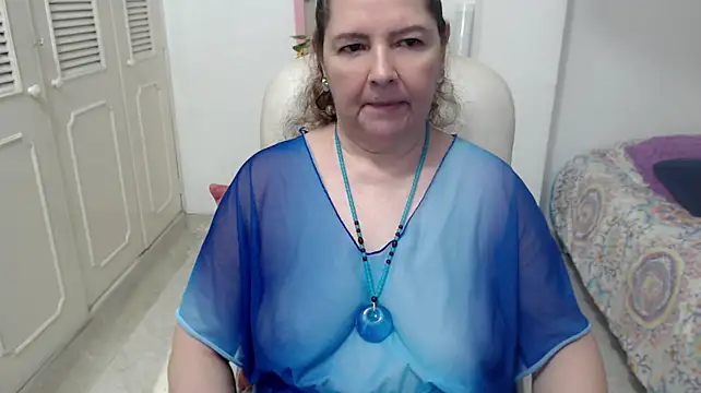leonela_69 Chat XXX live