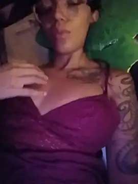 Czat XXX na żywo – ladibien