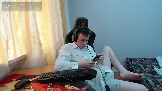 iliaskrislove Adlı Modelin Canlı XXX Sohbeti
