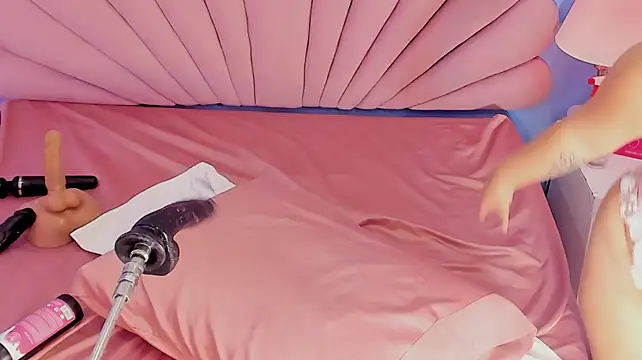 sharlotthe_bigass XXX чат на живо