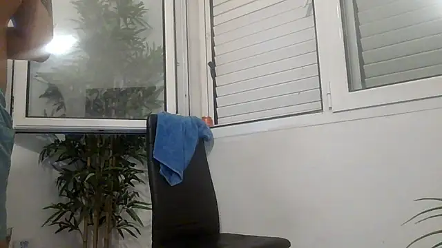 yanick931's Live XXX Chat