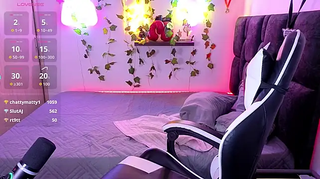 Luke_Muscle élő XXX-chatje