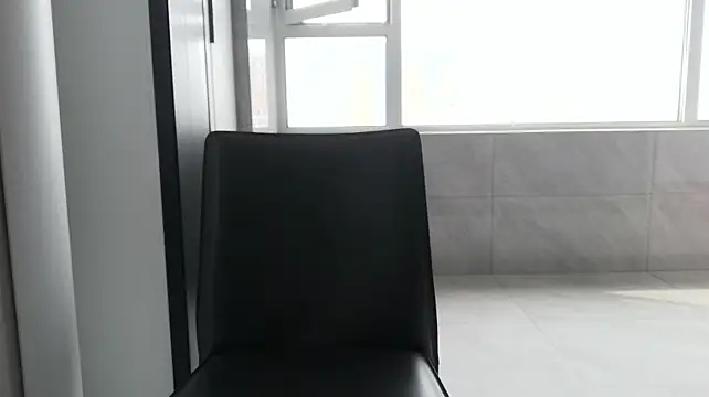 Czat XXX na żywo – nole_china7