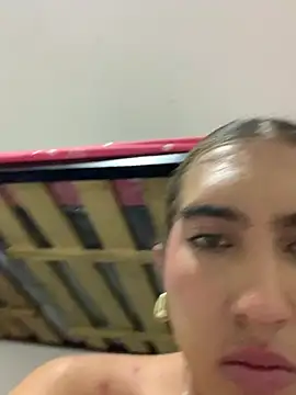 Merlia Live XXX-chat
