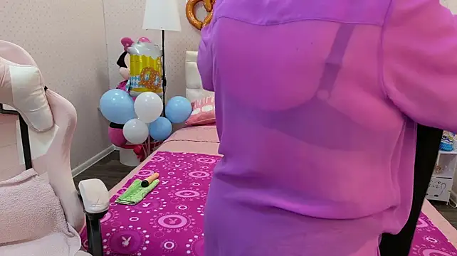 KayleSmoll's Live XXX Chat