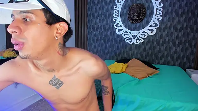 צ'אט XXX בשידור חי של skyline_ryan