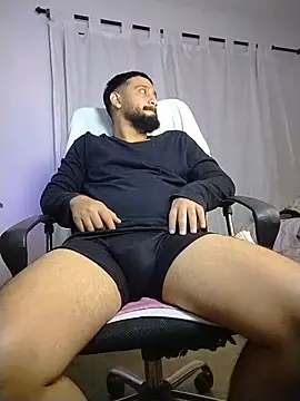 BadboyX333n Live XXX chat