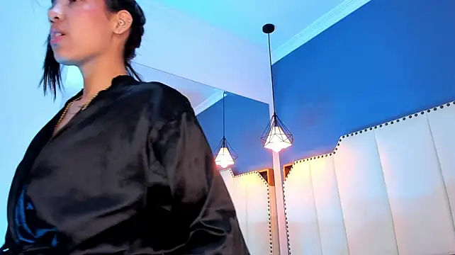 XXX chat uživo modela MiaKarsson