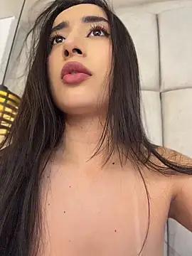 Czat XXX na żywo – IvonneOwen