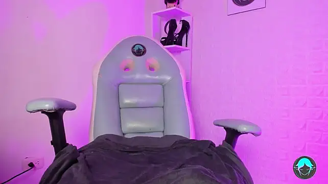 צ'אט XXX בשידור חי של sofi_elfqueen