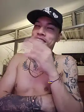 AlphaMasterXxx 现场XXX聊天