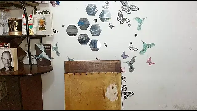 Živý XXX chat LauraMallioni