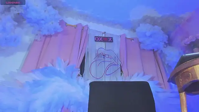 צ'אט XXX בשידור חי של Caleb_Frost