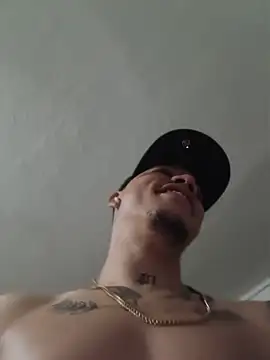 AlphaMasterXxx – Live XXX-chat