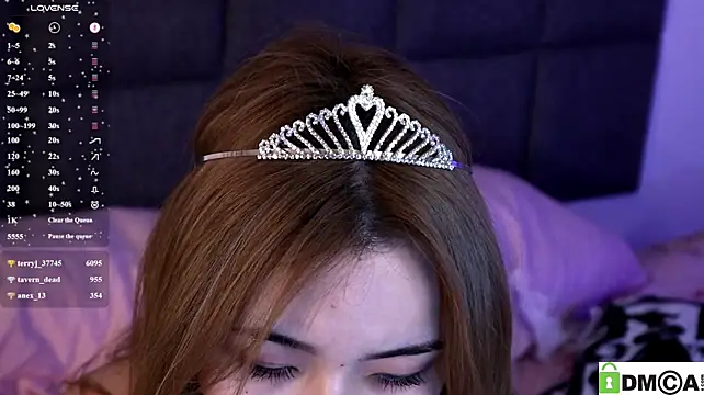 Noiry_Vuvez Adlı Modelin Canlı XXX Sohbeti