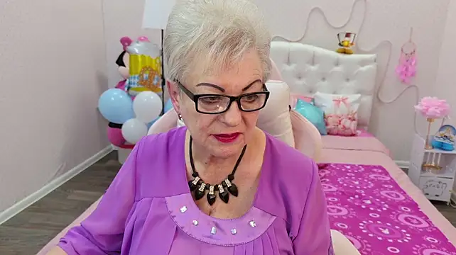 KayleSmoll's Live XXX Chat