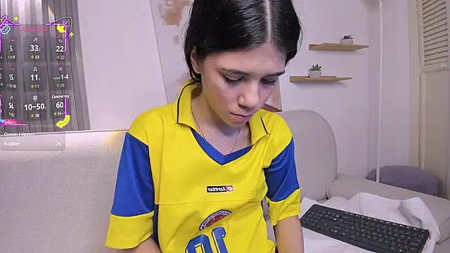 sofiaacutee: онлайн-секс-чат